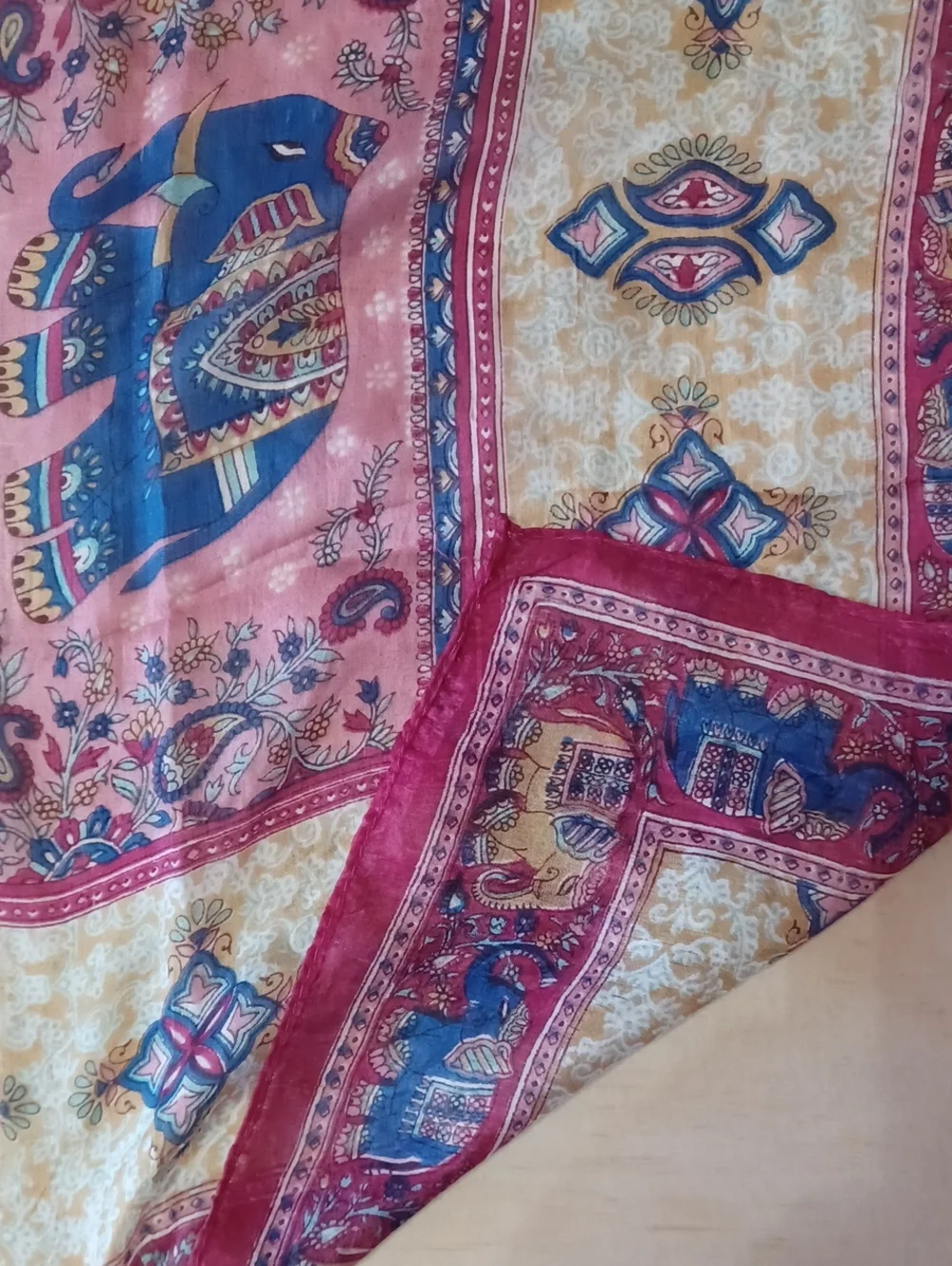 Vintage India Elephant Camel Paisley Scarf Silk Feel Oblong Boho Wrap Appx 68×19